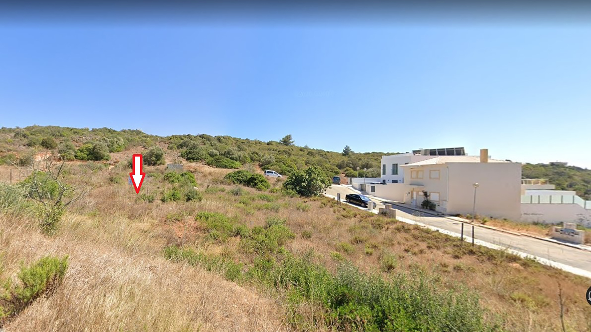 Elevated plot with sea view and building permit in Salema, Budens | LG2112 